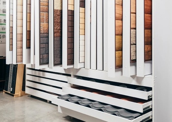 Шоурум компании СтройМаркет Звёздный городок 7